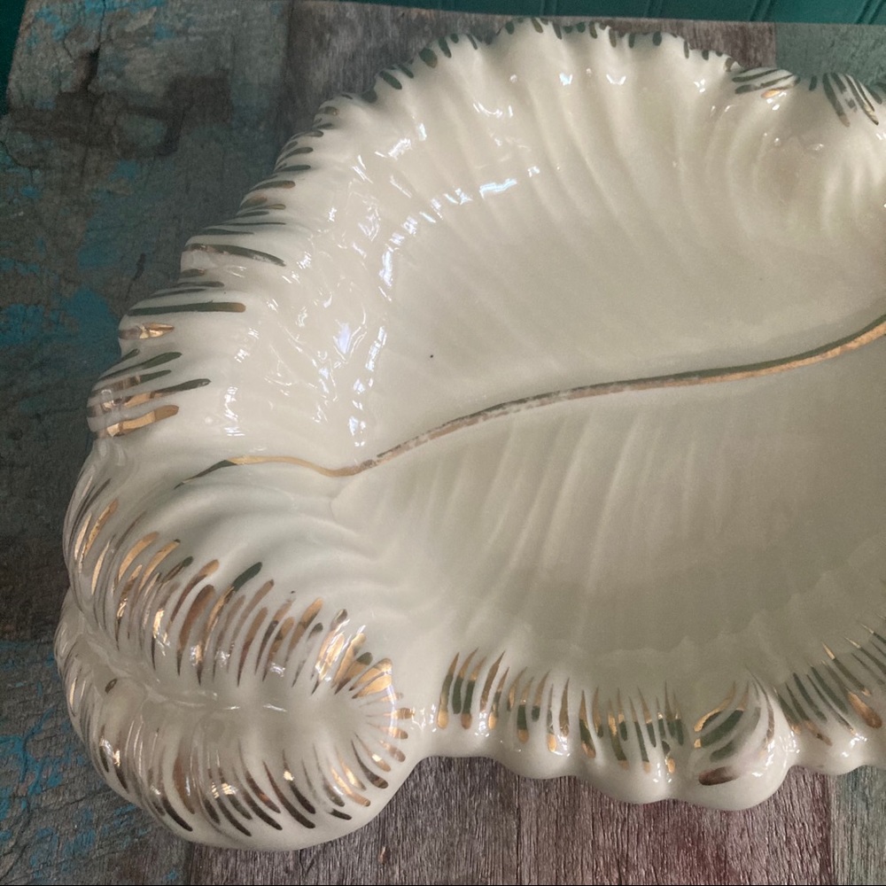 Vintage MCM Nut & Candy Dish - Picture 3 of 6